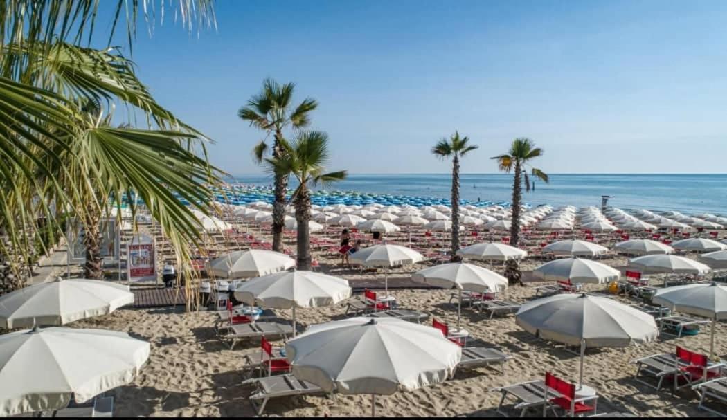 Relais Concorde Aparthotel Grottammare Buitenkant foto