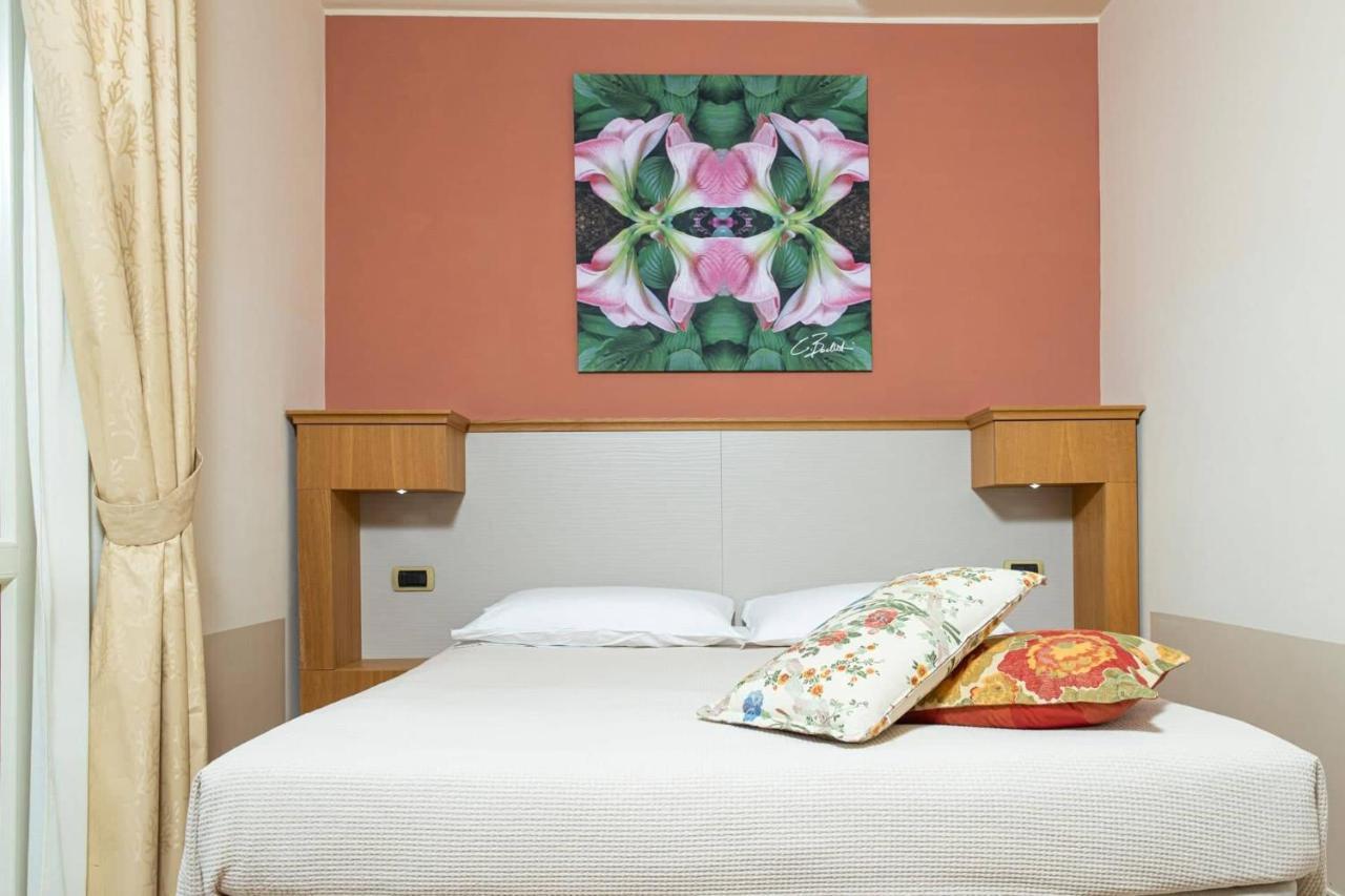 Relais Concorde Aparthotel Grottammare Buitenkant foto