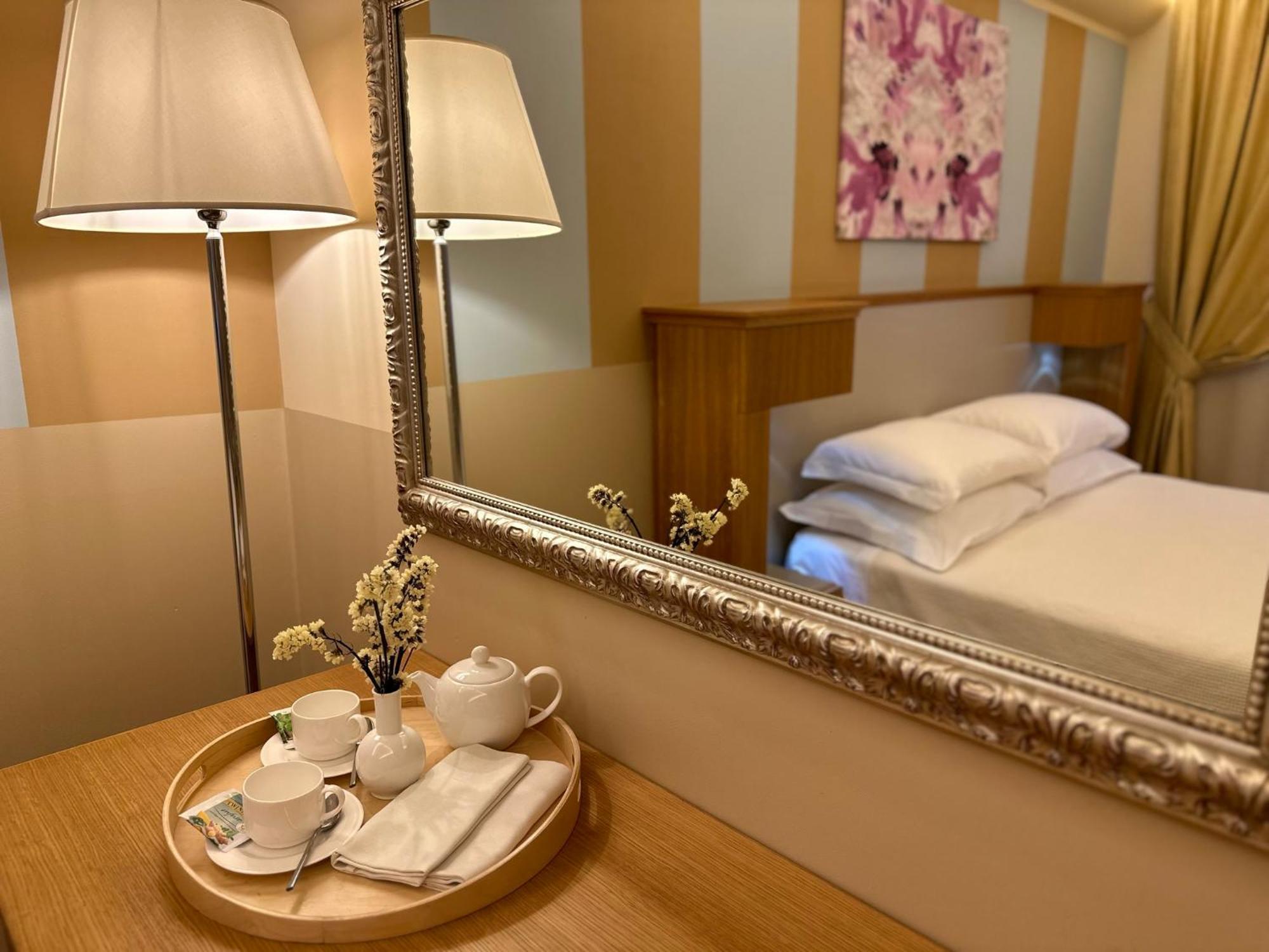 Relais Concorde Aparthotel Grottammare Buitenkant foto