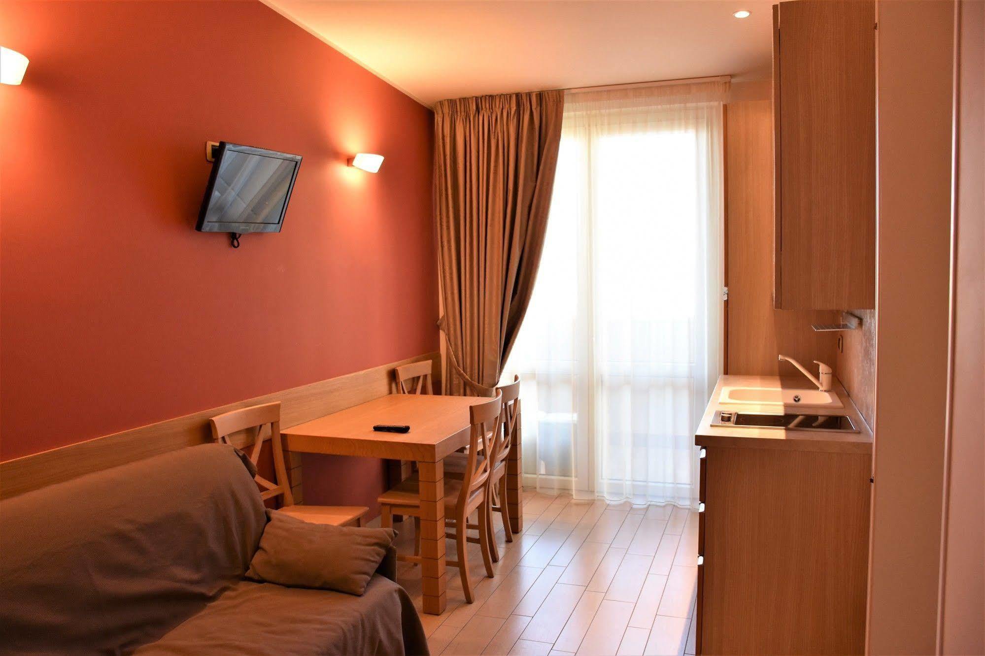 Relais Concorde Aparthotel Grottammare Buitenkant foto